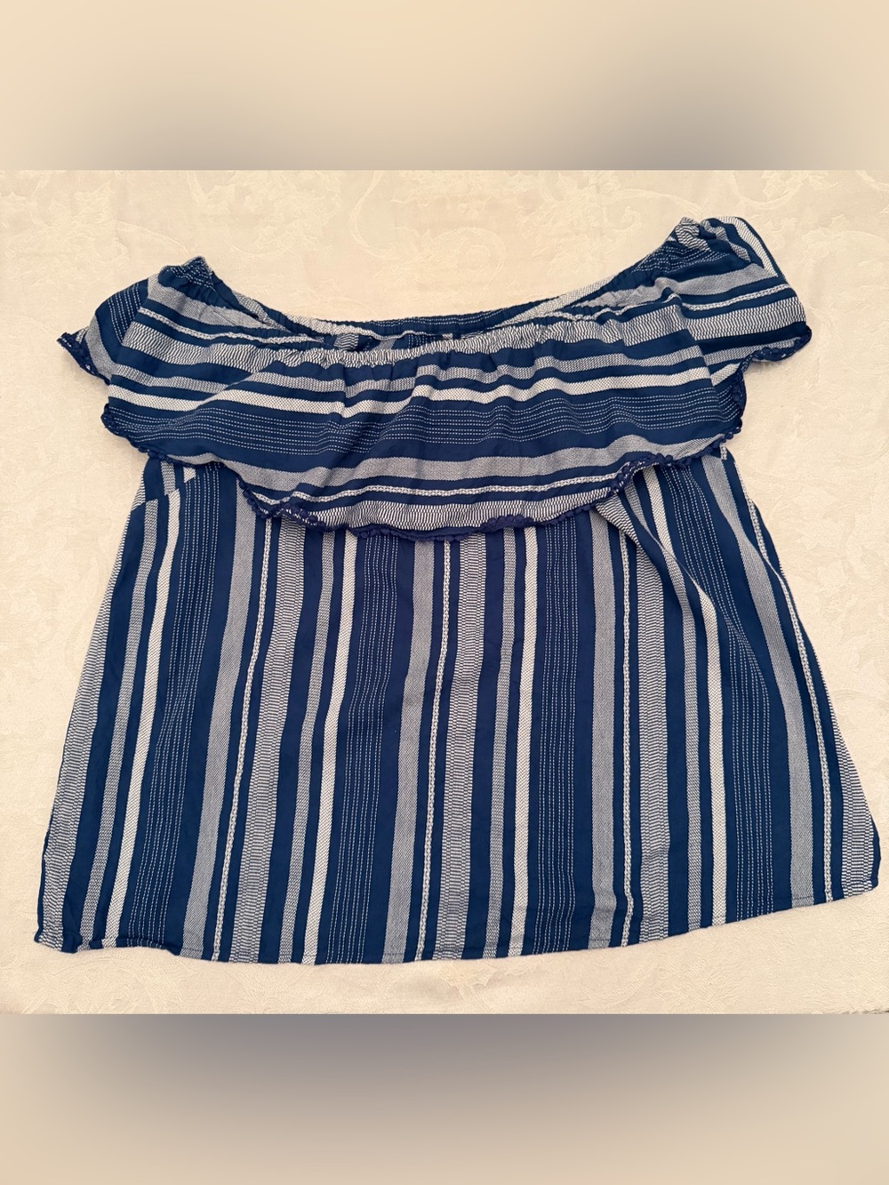 Lane Bryant Woman’s Off Shoulder Swing Top Blue / White Stripes Size 14/16